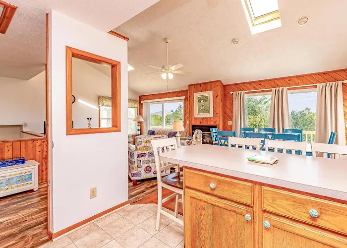 Misty Blue - Corolla, Ocean Sands, 200 Yards To Beach, Ocean View, Pets Ok, Flex Stays Year Rnd