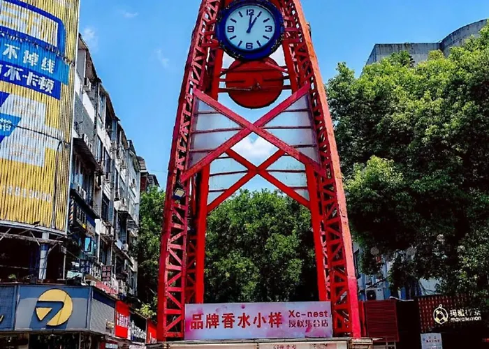 Wing Hotel Guilin - Central Square