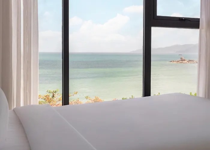 Navada Beach Hotel Nha Trang