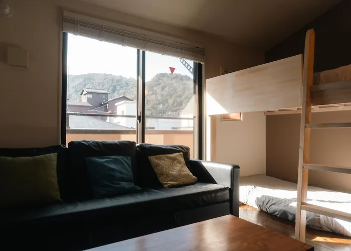 Condominium Mirahakone