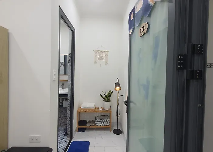 Ánh Dương Homestay - Coastal stop - Just 2 mins walking to Eo Gio