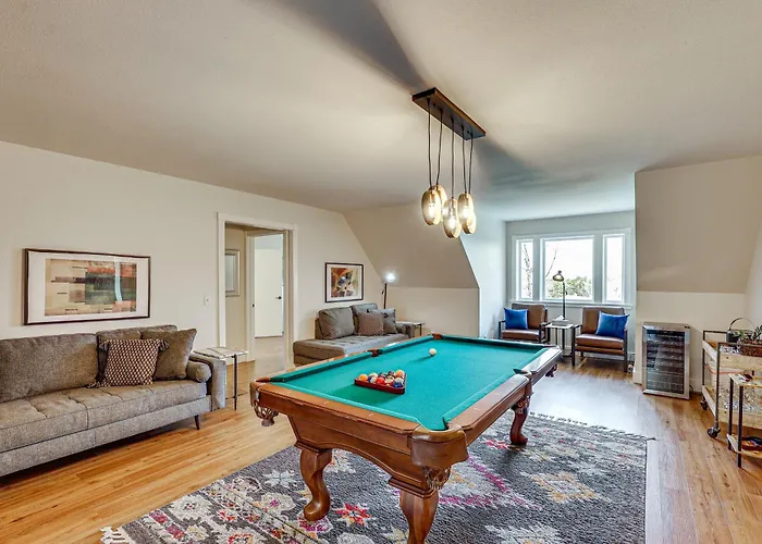 Spacious Getaway By Wolf Pen Gap 15 Acres And Pool!