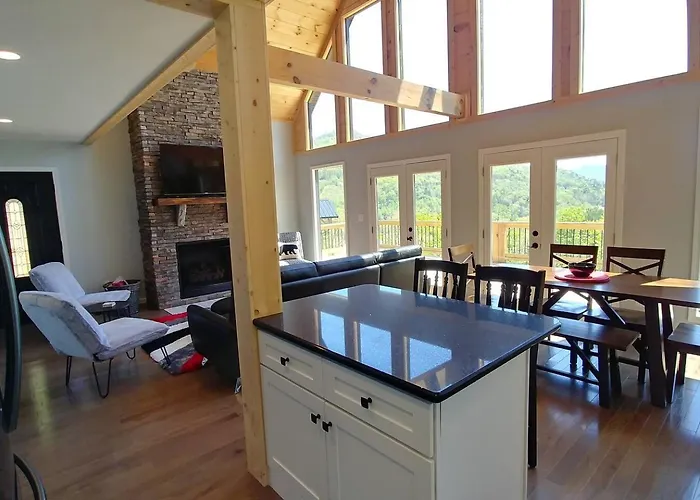 Peace Of Heaven, Modern Chic Cabin, Majestic Mountain Views, Hot Tub, Fire Pit, Outdoor Games, Close To Town