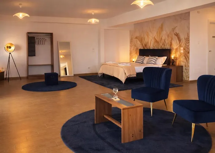 Thalassa Panoramic Suites