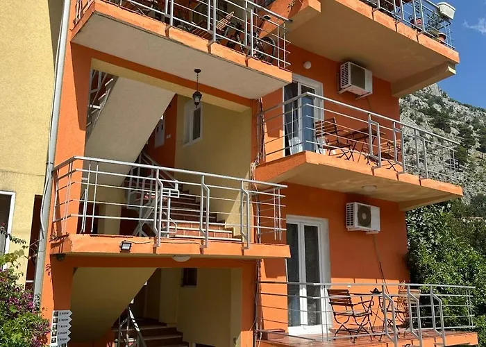 Themis Apartment