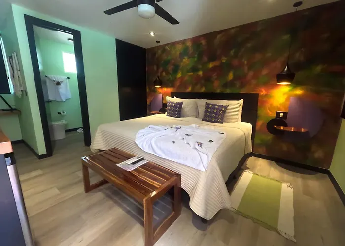 Parti Gras Hotel & Villas En Playa Potrero