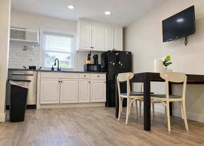 Cozy Corner Charming 1Br With Wifi