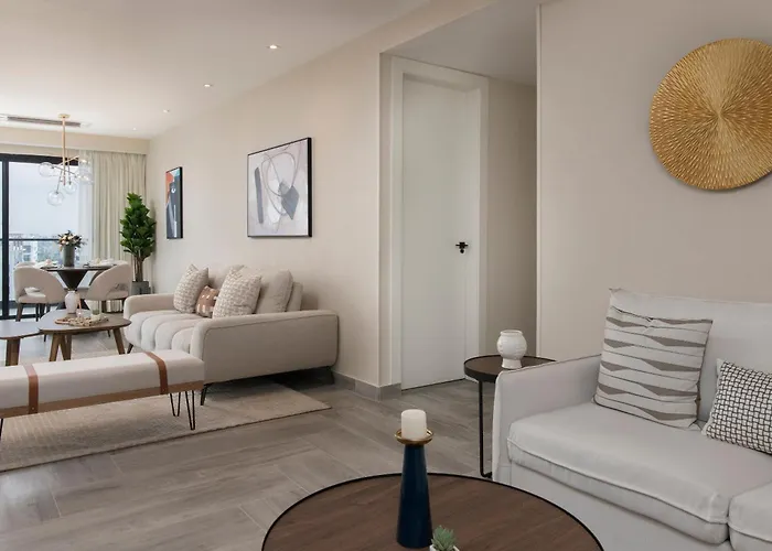 Aston Rubi City Suites