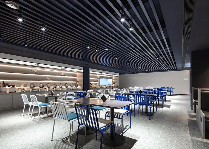 Atour Light Hotel,Qingdao North Station East Square,Qingdao