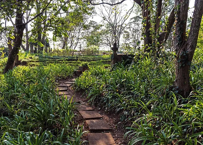 Kings Walden Garden Manor
