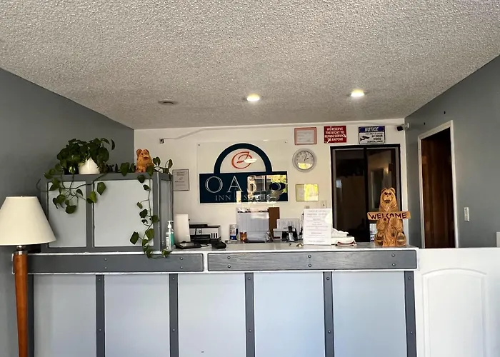 Oasis Inn And Suites