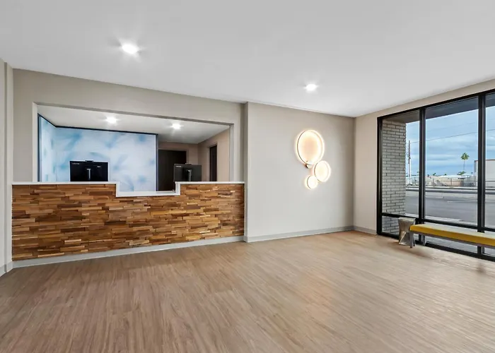 Echo Suites Extended Stay By Wyndham Phoenix-Peoria/Glendale