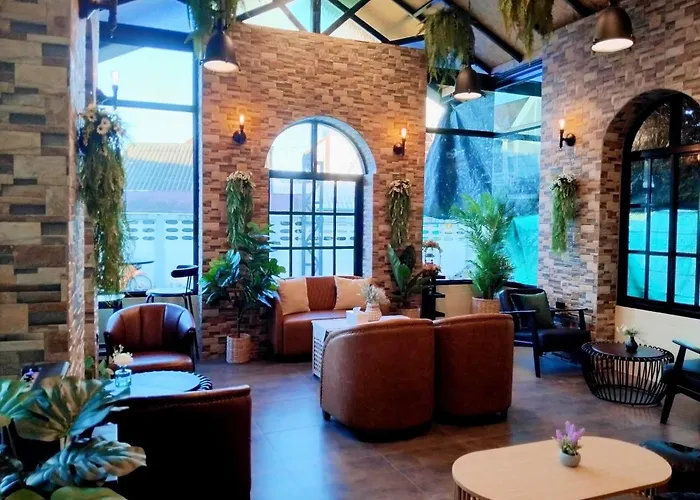 Khlong Bang Phra Boutique Hotel