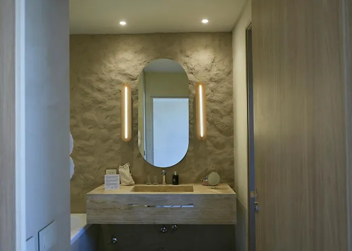 Howard Johnson Alcantara Boutique Hotel Chacras De Coria By Wyndham