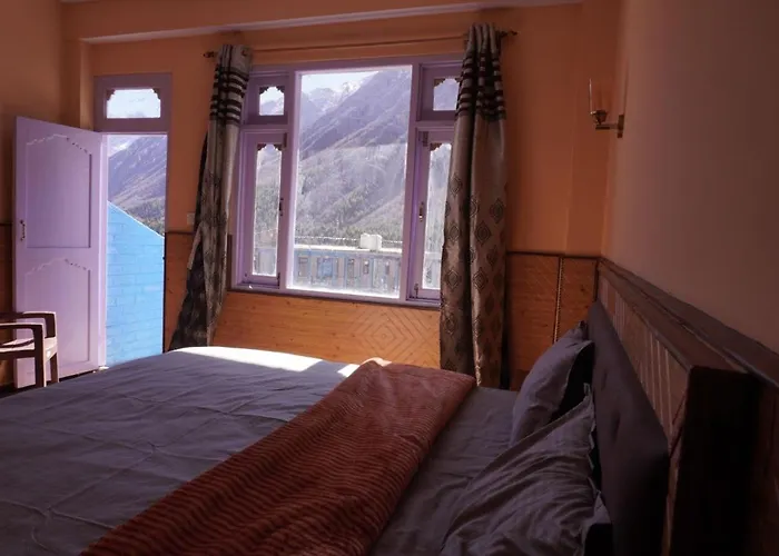 Madhurvi Baker'S And Homestay