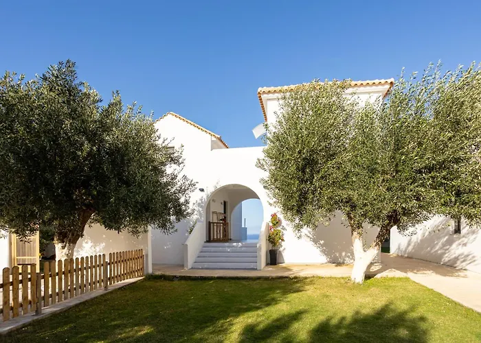 Eneos Boutique Residences - Koroni Poolside&Garden Retreats