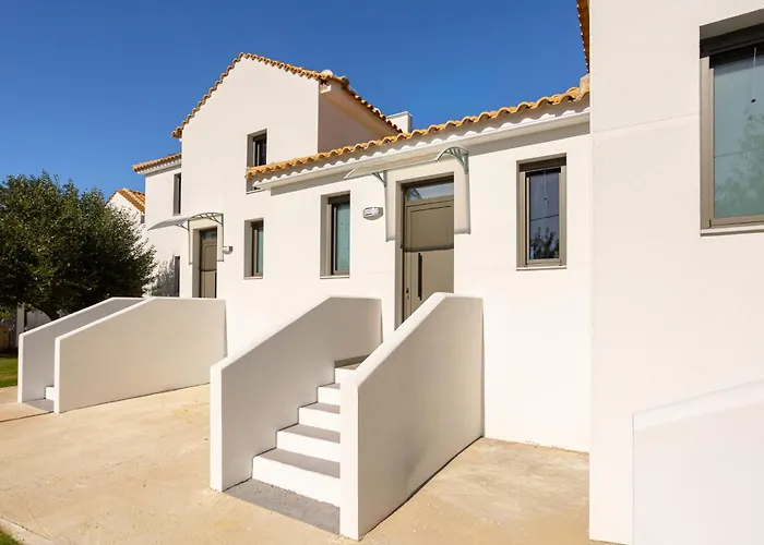 Eneos Boutique Residences - Koroni Poolside&Garden Retreats
