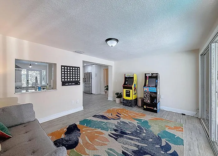 Pool Pet Friendly Game Room