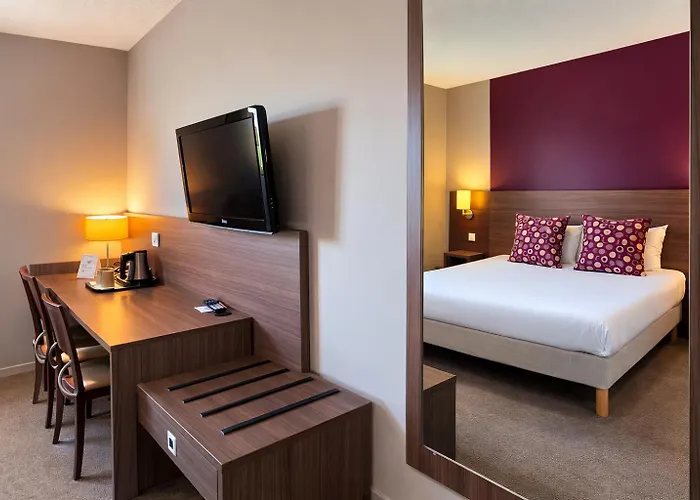 The Originals City, Hotel Les Bruyeres, Dax Nord