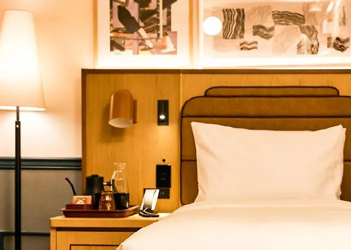 The Strathcona Hotel