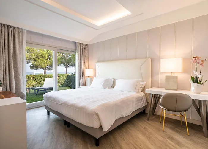 Splendido Bay Luxury Spa Resort