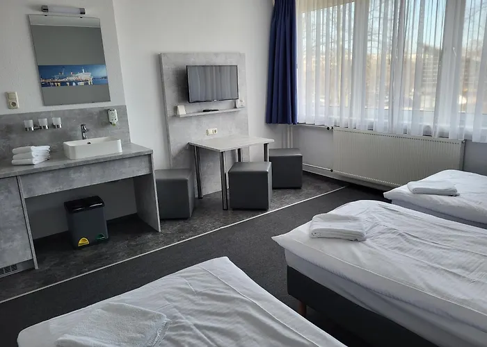 Hotel & Gaestehaus Rostock Luetten Klein