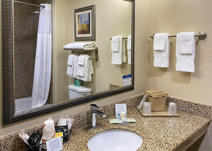 Comfort Suites Kings Bay Naval Base Area