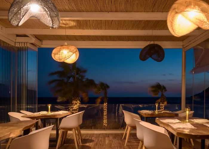Arte & Mare Elia Luxury Suites And Villas