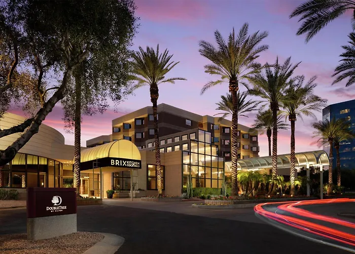 Doubletree Suites By Hilton Phoenix