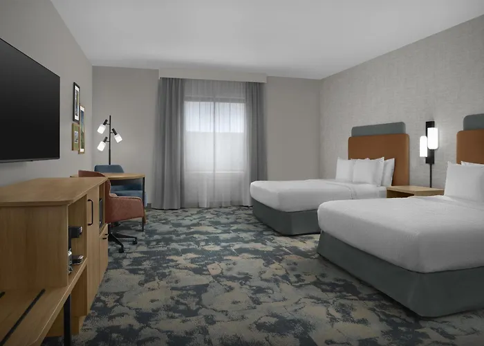 Hampton Inn & Suites Phoenix Glendale-Westgate