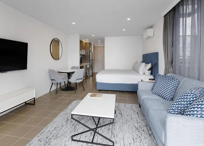 Meriton Suites Broadbeach