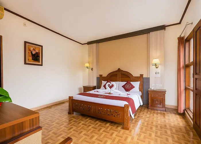 Puri Saron Hotel Madangan - Gianyar
