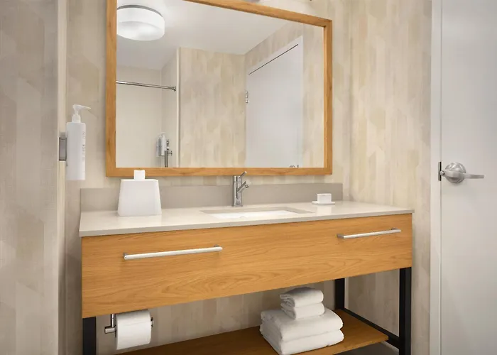 Hampton Inn & Suites Phoenix Chandler Fashion Center