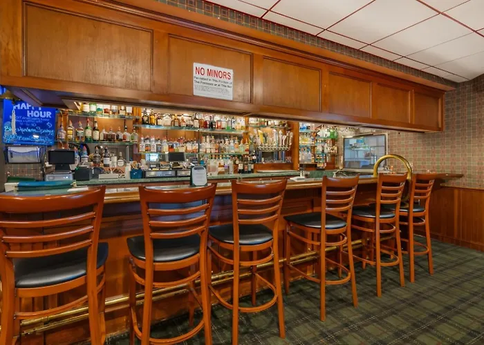 Red Lion Hotel Rogue Regency Medford Airport