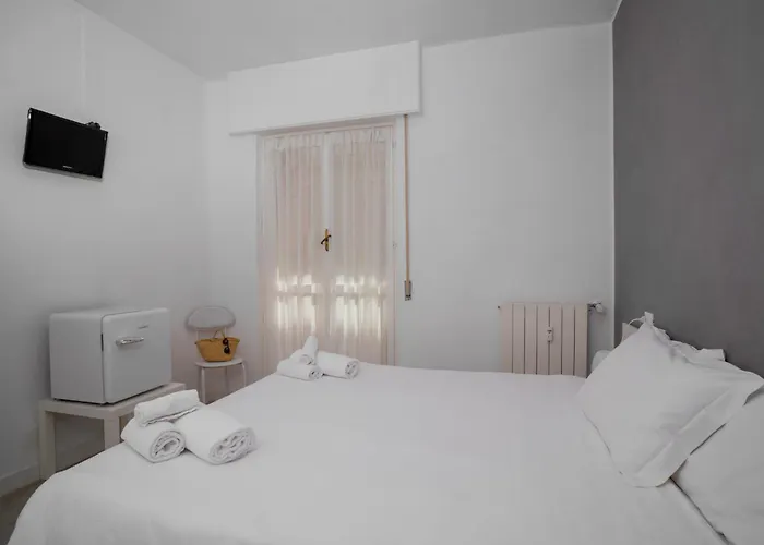 Hotel Bacco Rooms And Breakfast