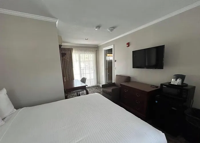 Golden Gables Inn Dazzler Select By Wyndham