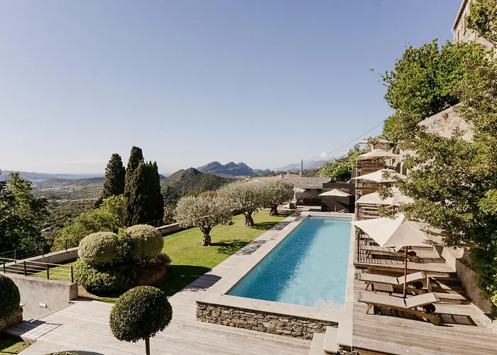 Boutique Hotel NOAE by Emerald Stay