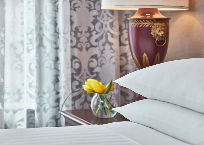 The Battle House Renaissance Mobile Hotel & Spa