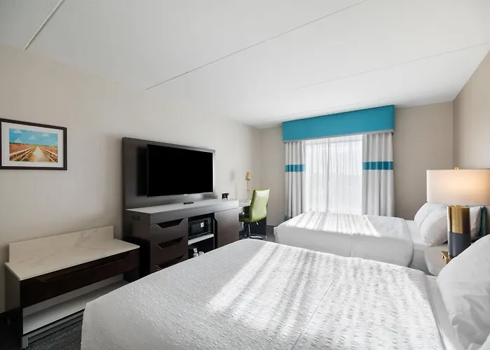 Hampton Inn By Hilton Winnipeg
