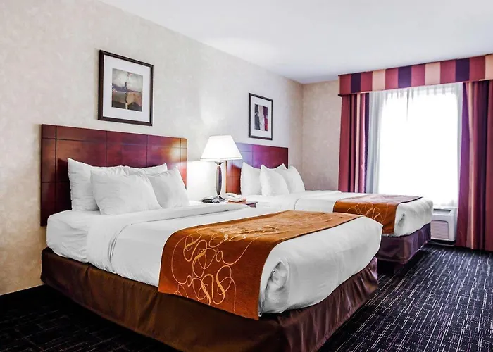 Comfort Suites Independence - Kansas City