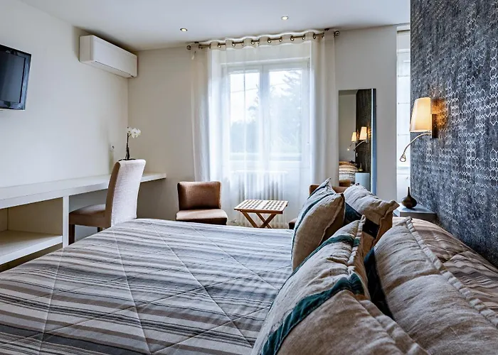 Hostellerie Saint Germain
