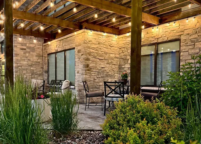 Country Inn & Suites By Radisson, Appleton Airport - Fox River Mall Area