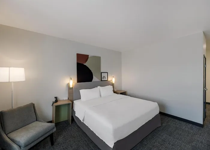 Spark By Hilton Midland South