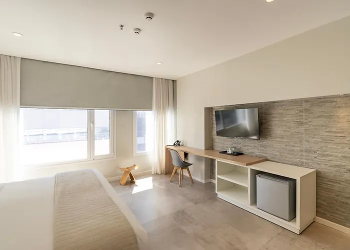 The Hub Urban Hotel
