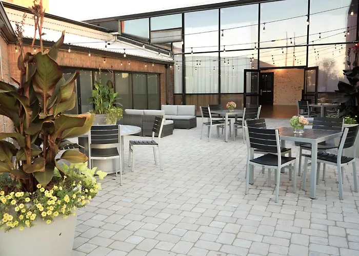 Crowne Plaza Providence-Warwick
