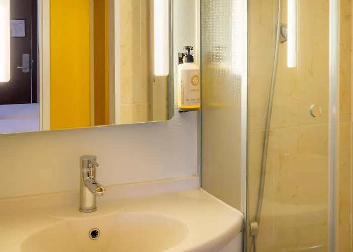 B&B HOTEL Lorient Lanester