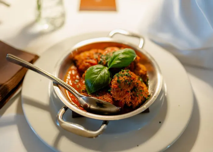 Palazzo Del Duca Hotel & Restaurant