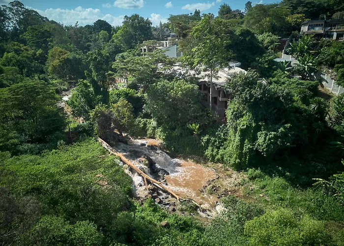 Villa Rock Stop Falls Gigiri