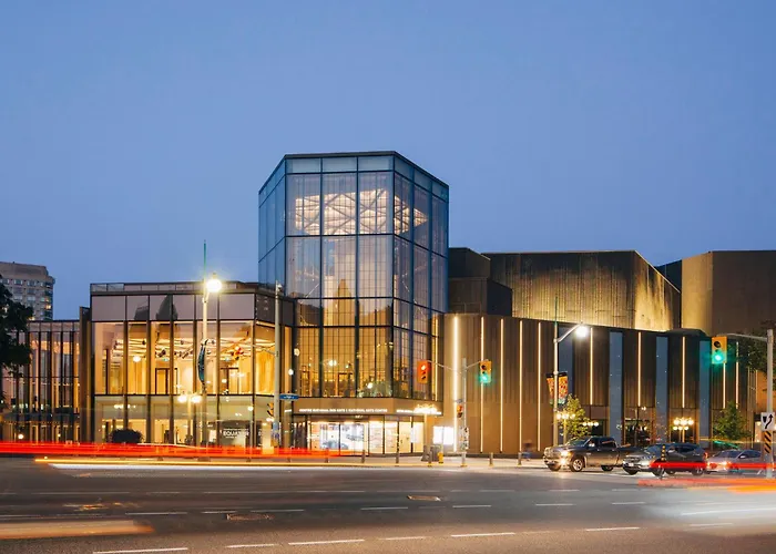 Holiday Inn Express & Suites Downtown Ottawa East By Ihg