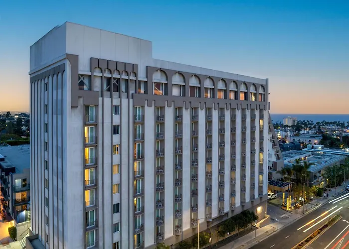 Hyatt Centric Delfina Santa Monica